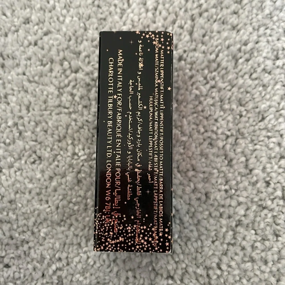 Carina’s Star Charlotte Tilbury HOT LIPS Lipstick